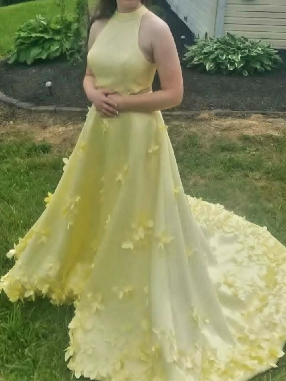 EUC Sherri Hill Yellow Floral Appliqué Satin Ball Gown